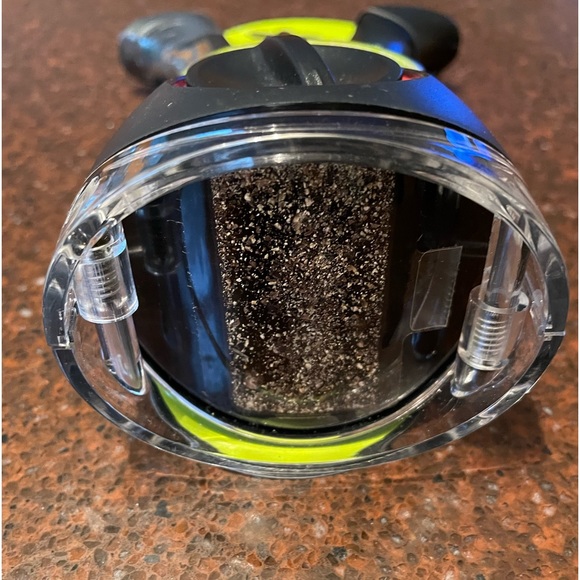 Cole & Mason Squeeze One Handed Pepper Grinder w Filled Peppers Brand New NWT - Picture 5 of 7